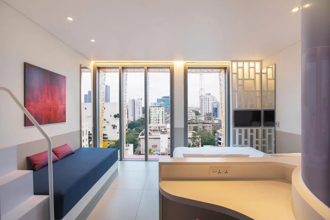 Wink Icon Hotel Danang Riverside - Luxury Suites - 24Hrs Stay & Rooftop Pool Bar