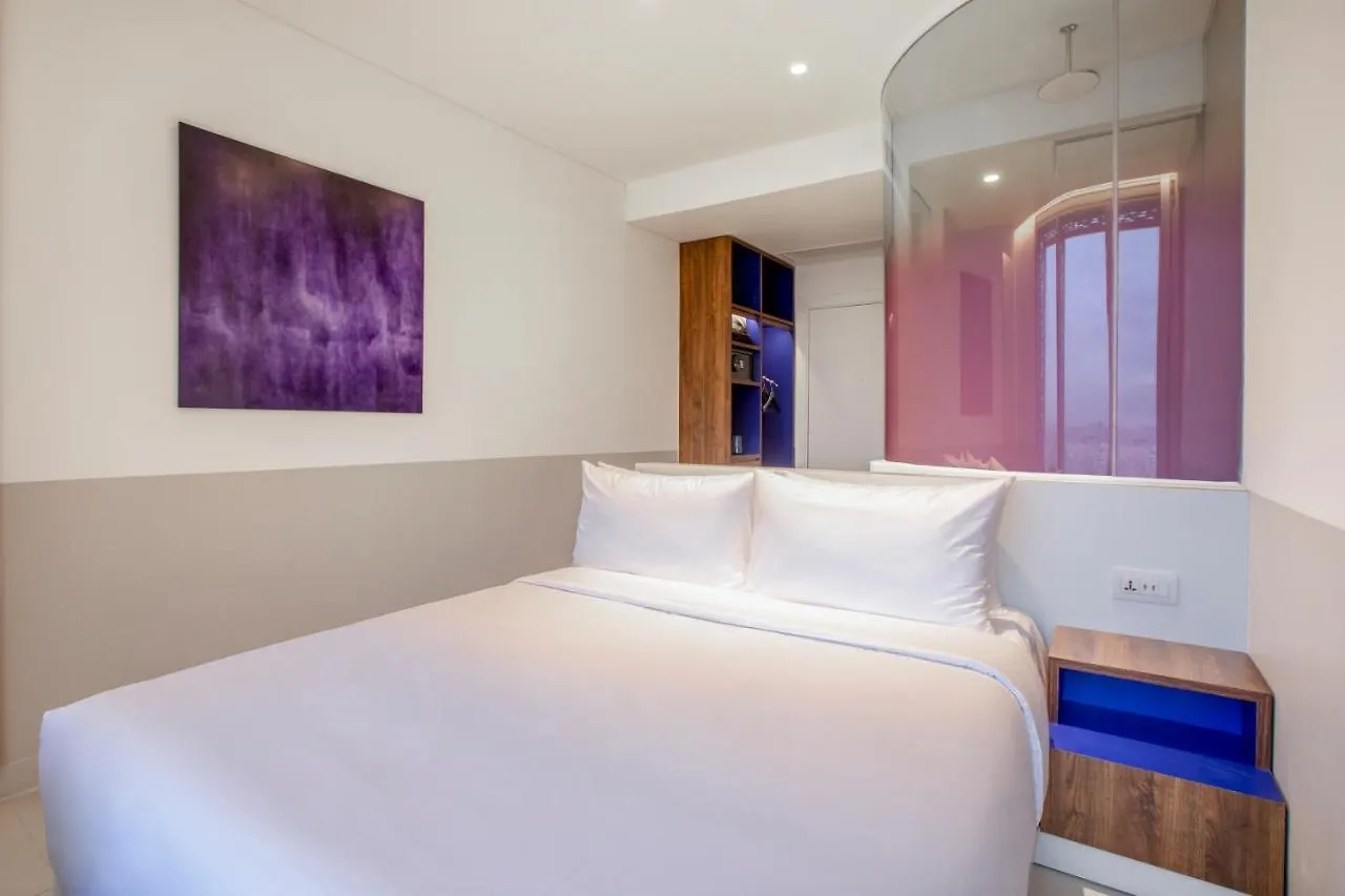 Wink Icon Hotel Danang Riverside - Luxury Suites - 24Hrs Stay & Rooftop Pool Bar